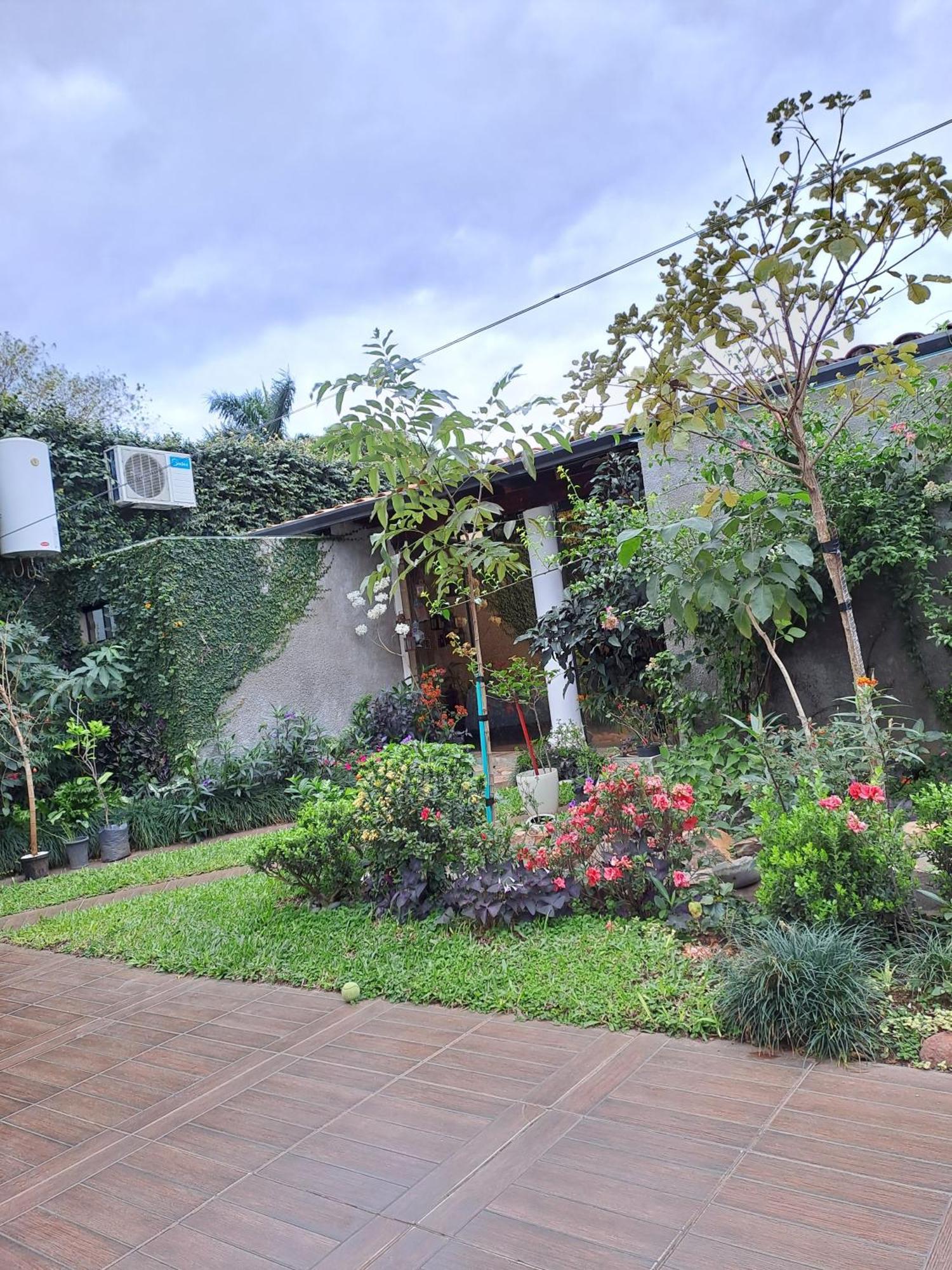 Granados Bed & Breakfast Asuncion Exterior foto