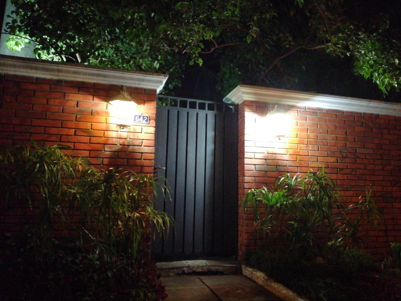 Granados Bed & Breakfast Asuncion Exterior foto